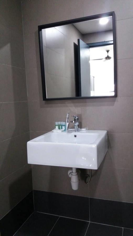 A Suites - Atria Sofo Suites Petaling Jaya Exterior photo